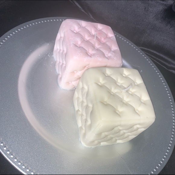 Jumbo Cushion wax candle set - Picture 3 of 3